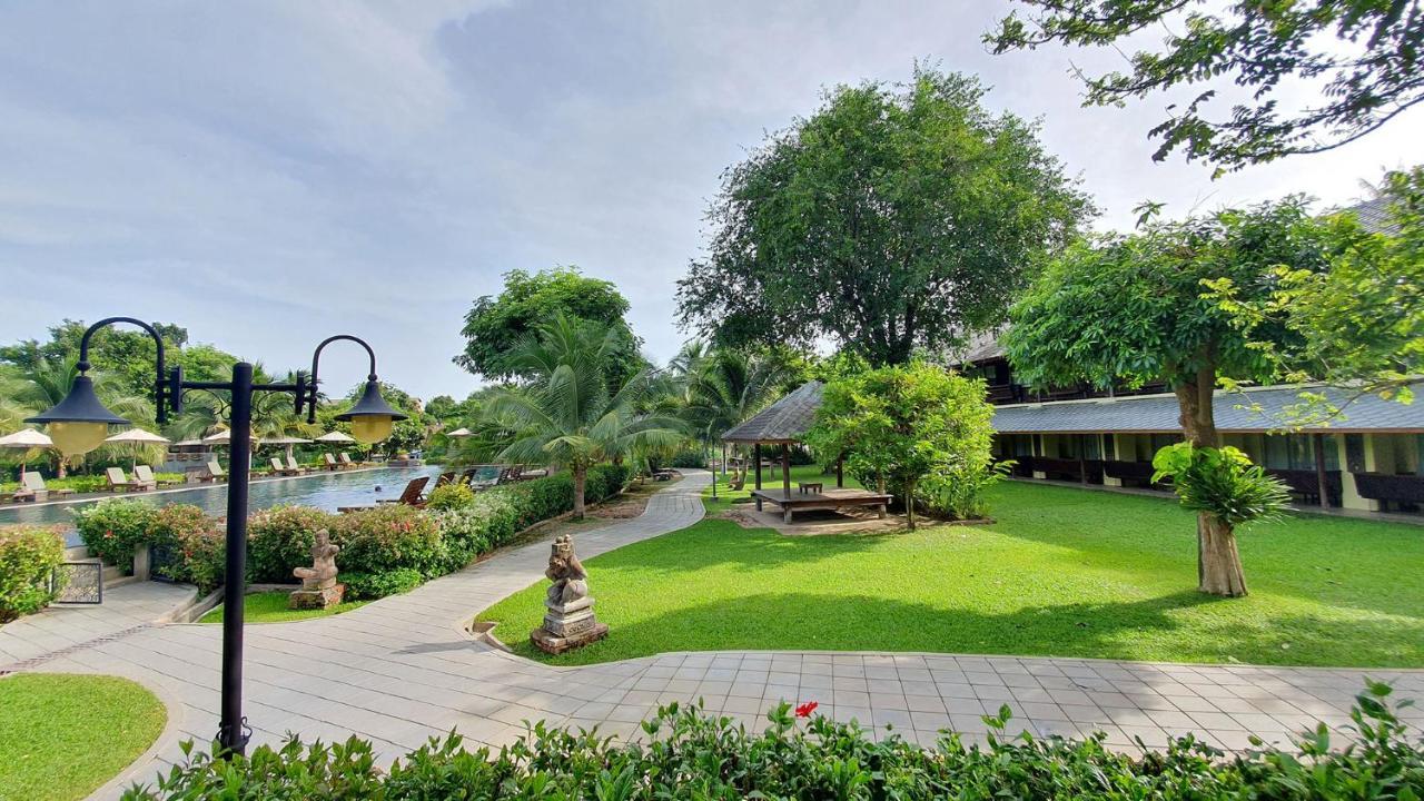 Royal River Kwai Resort And Spa Kanchanaburi Exterior foto