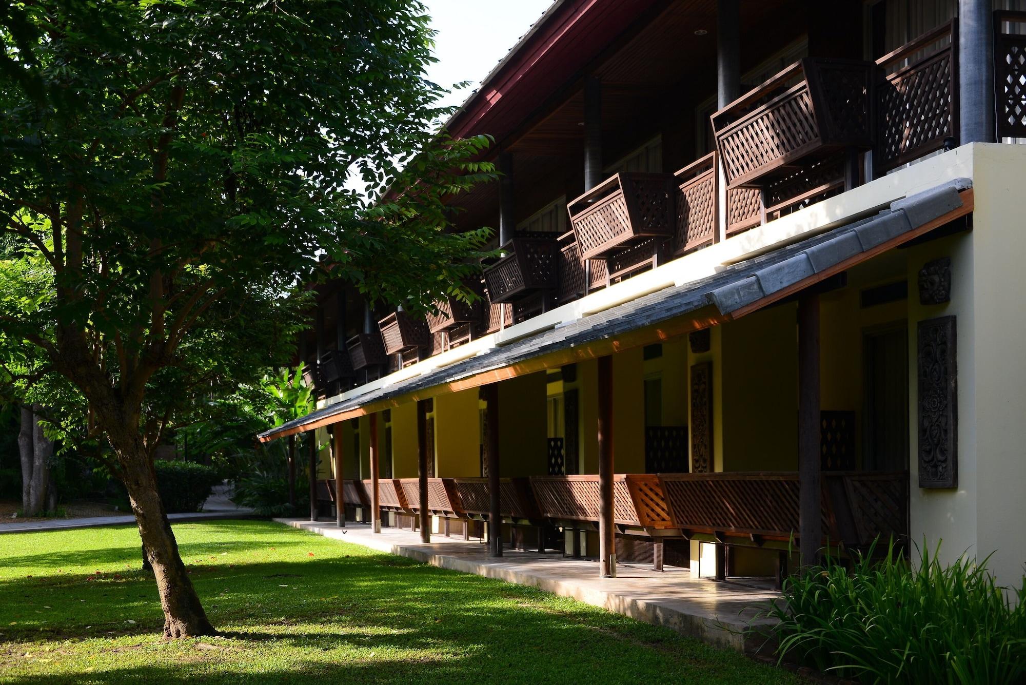 Royal River Kwai Resort And Spa -Sha Extra Plus Kanchanaburi Exterior foto